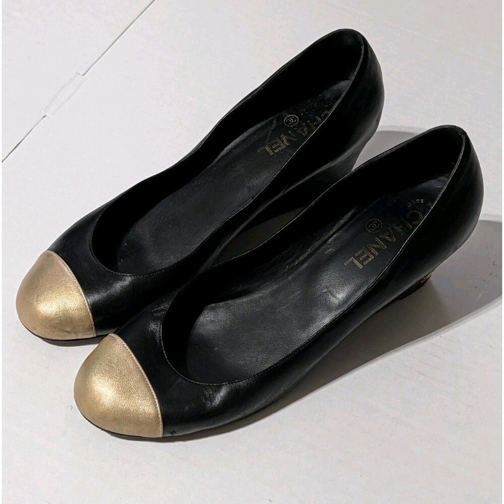 Chanel Wedge Pumps 41.5 US 10.5-11 Black Leather Gold Cap Toe CC Logo Heels Used